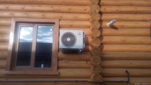 Монтаж наружного блока кондиционера на деревянный дом 151